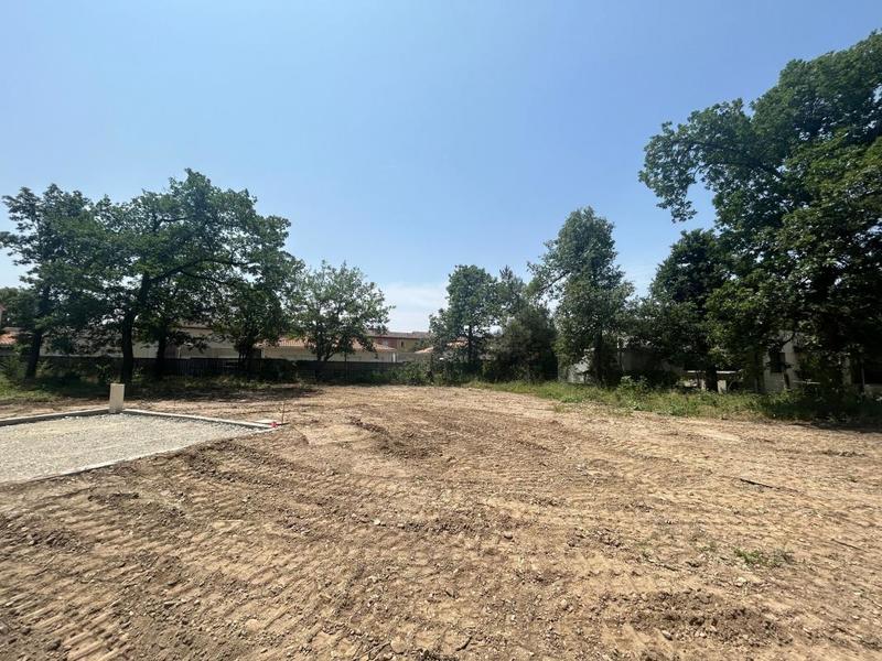 Terrain constructible - 557 m²