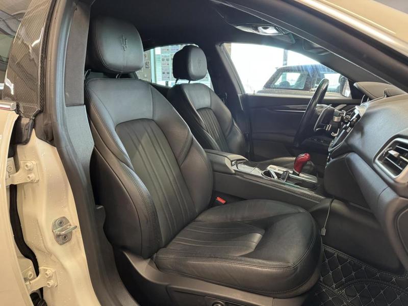 Maserati Ghibli 3.0 V6 Diesel - Bva Berline . Phase 1 / Garantie 12 Mois