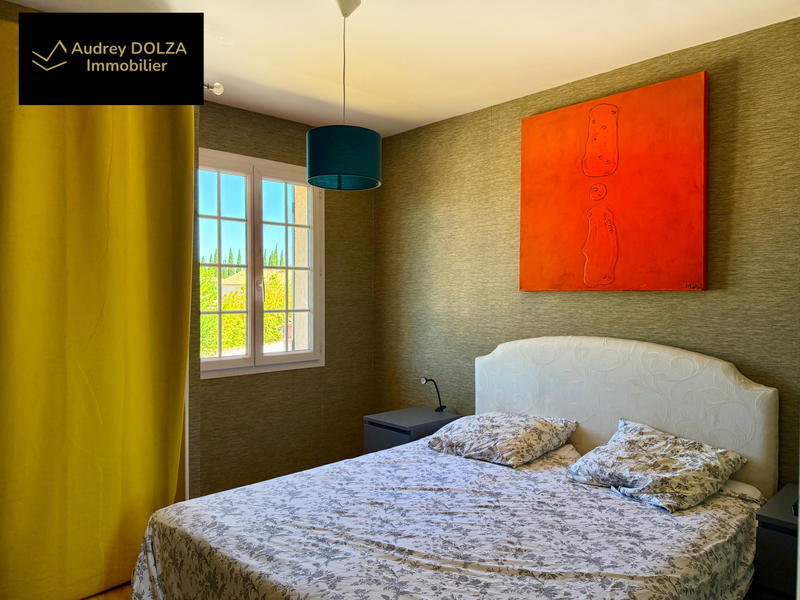 Maison - 186 m² - 8 pièces