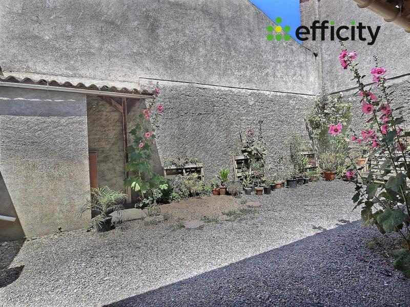 Maison - 92 m² - 5 pièces