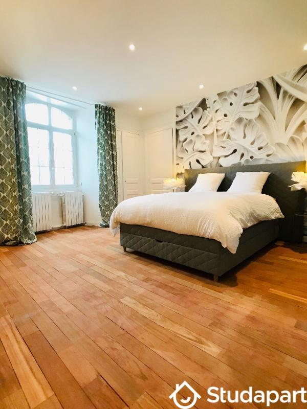 Appartement - 170 m² - 8 pièces