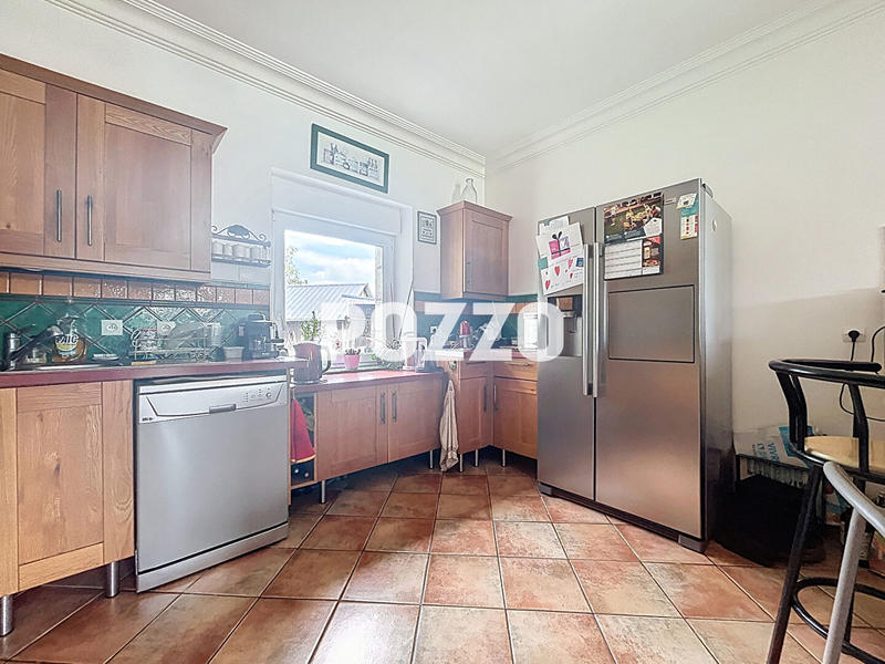 Maison - 285 m² - 7 pièces