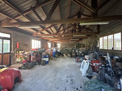 Maison - 225 m² - 2 pièces