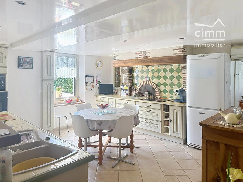 Maison - 154 m² - 8 pièces