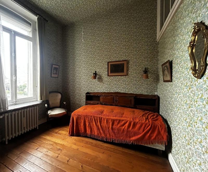 Maison bourgeoise - 230 m² - 10 pièces