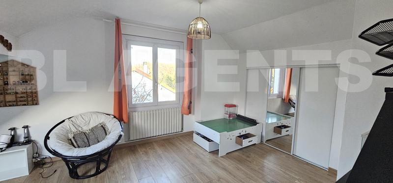 Pavillon - 108 m² - 6 pièces