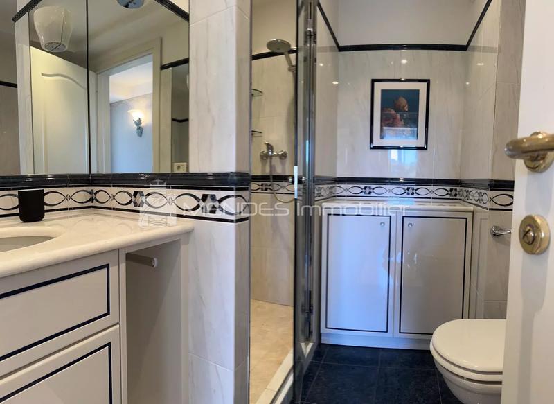 Appartement - 89 m² - 3 pièces