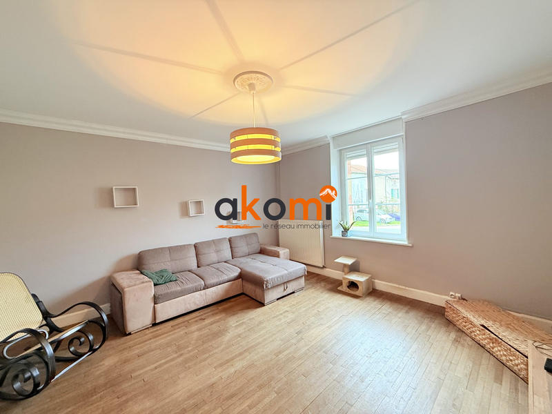 Maison - 230 m² - 7 pièces