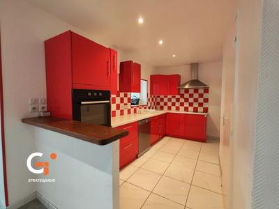 Maison de ville - 85 m² - 5 pièces