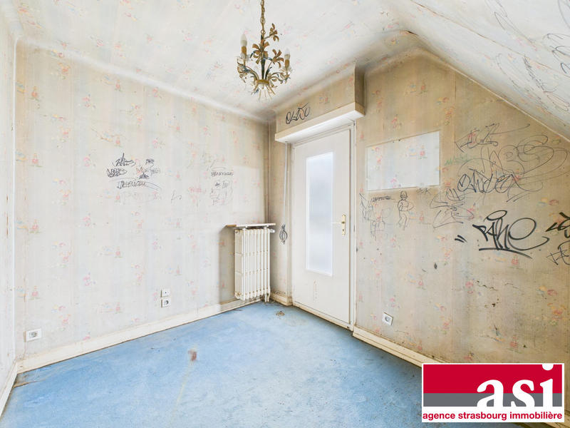 Maison - 94 m² - 5 pièces