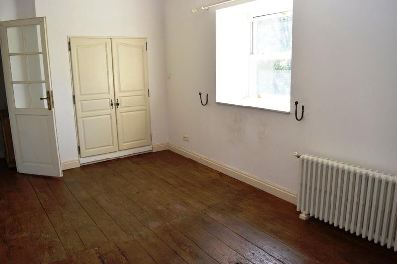 Maison - 202 m² - 9 pièces