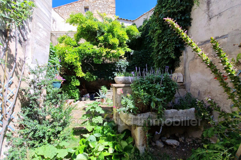 Demeure - 106 m² - 5 pièces