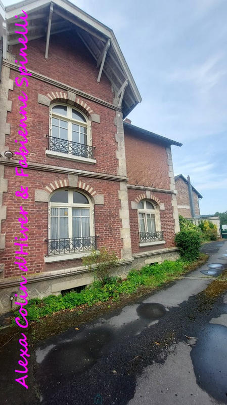 Maison - 98 m² - 5 pièces