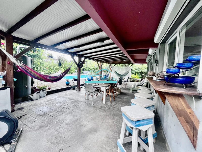 Maison - 172 m² - 7 pièces