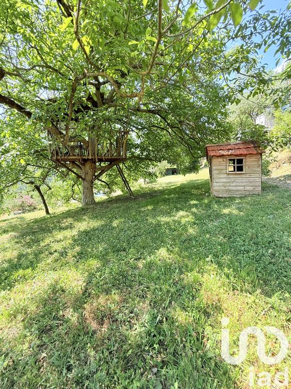 Maison - 97 m² - 5 pièces