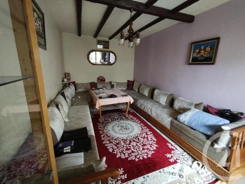 Maison - 99 m² - 4 pièces