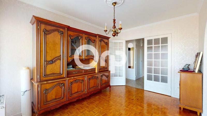 Appartement - 70 m² - 4 pièces