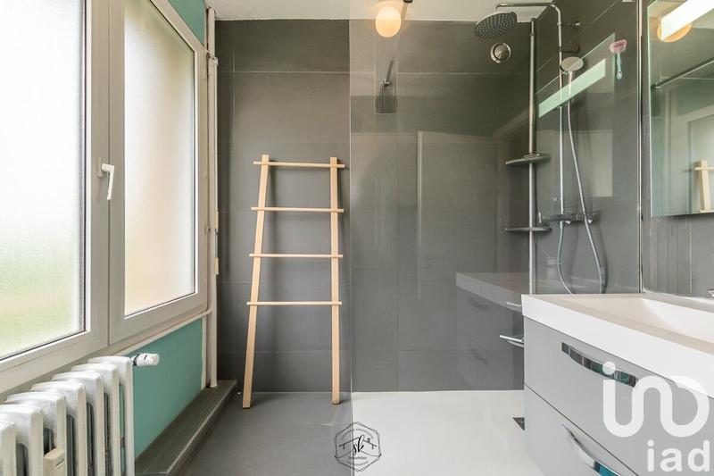 Appartement - 121 m² - 6 pièces