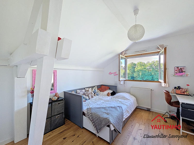 Maison - 203 m² - 7 pièces