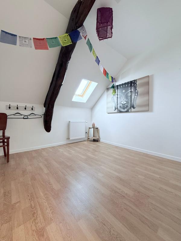 Maison - 450 m² - 16 pièces