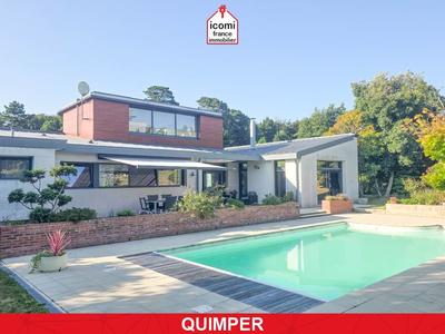 Propriété - 300 m² - 7 pièces