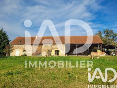 Maison - 317 m² - 8 pièces