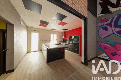 Appartement - 217 m² - 8 pièces