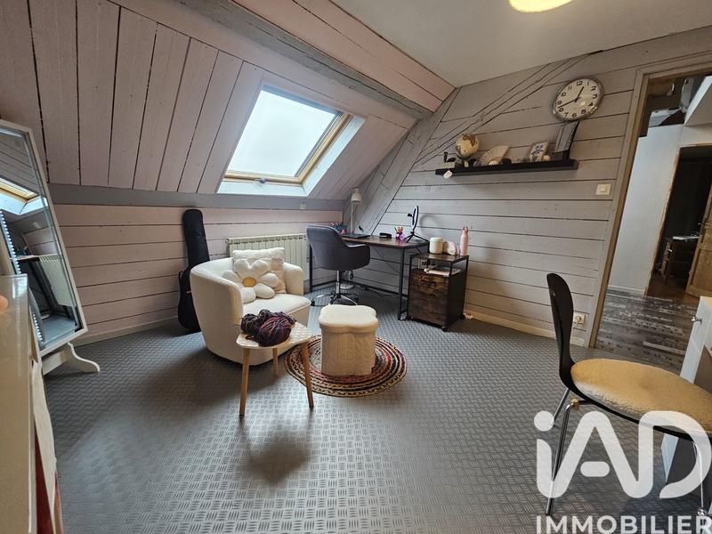 Maison - 180 m² - 6 pièces