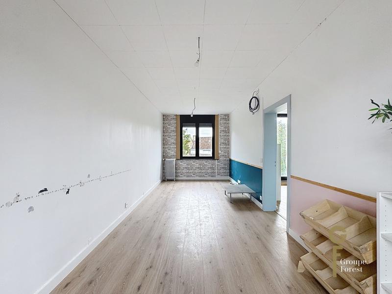 Maison - 180 m² - 5 pièces