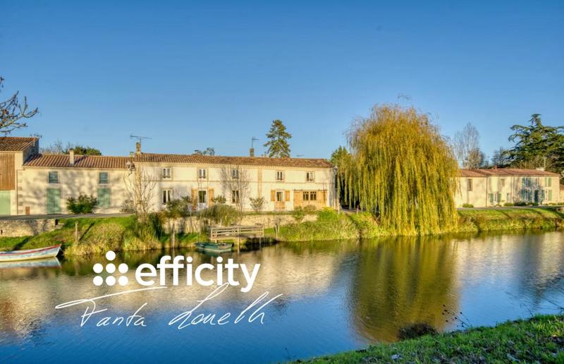 Maison de village - 320 m² - 15 pièces