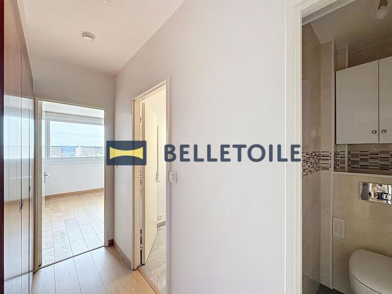 Appartement - 80 m² - 3 pièces