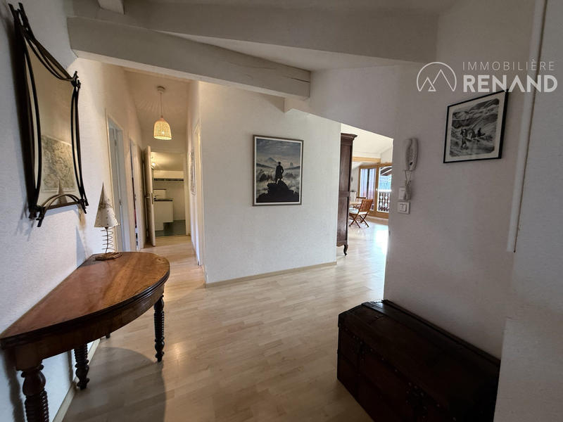 Appartement - 90 m² - 4 pièces