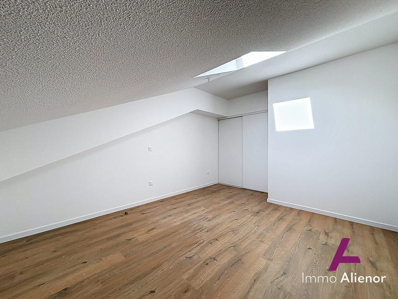 Duplex - 91 m² - 5 pièces