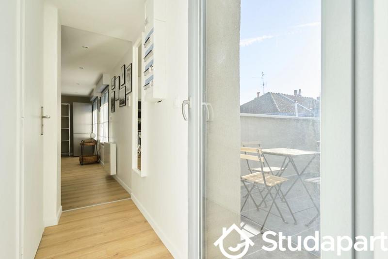 Chambre - 10 m² - 1 pièce