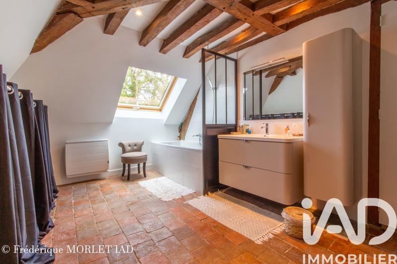 Maison - 200 m² - 6 pièces