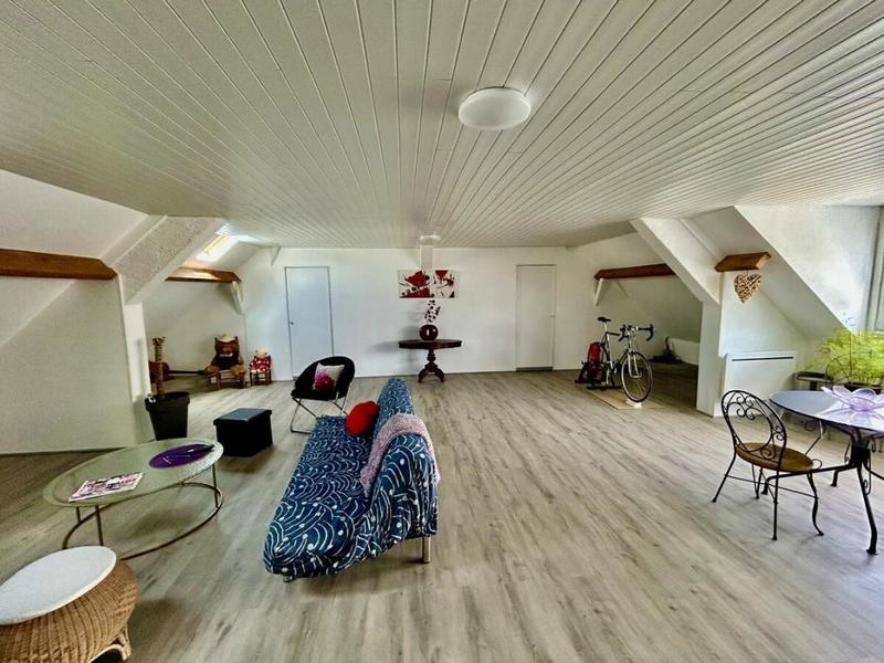 Maison - 224 m² - 6 pièces