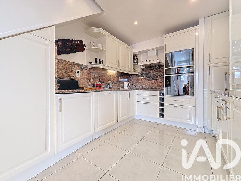 Appartement - 104 m² - 4 pièces