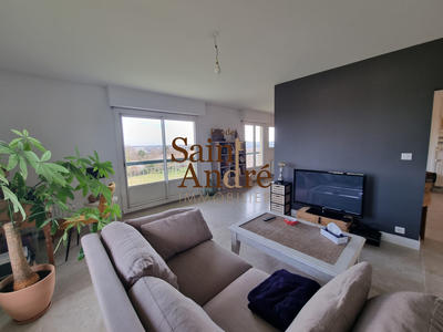 Appartement - 85 m² - 3 pièces