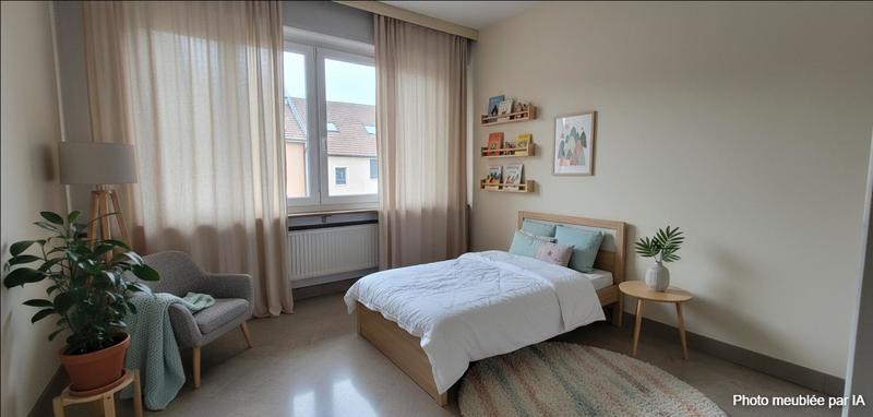 Appartement - 90 m² - 3 pièces