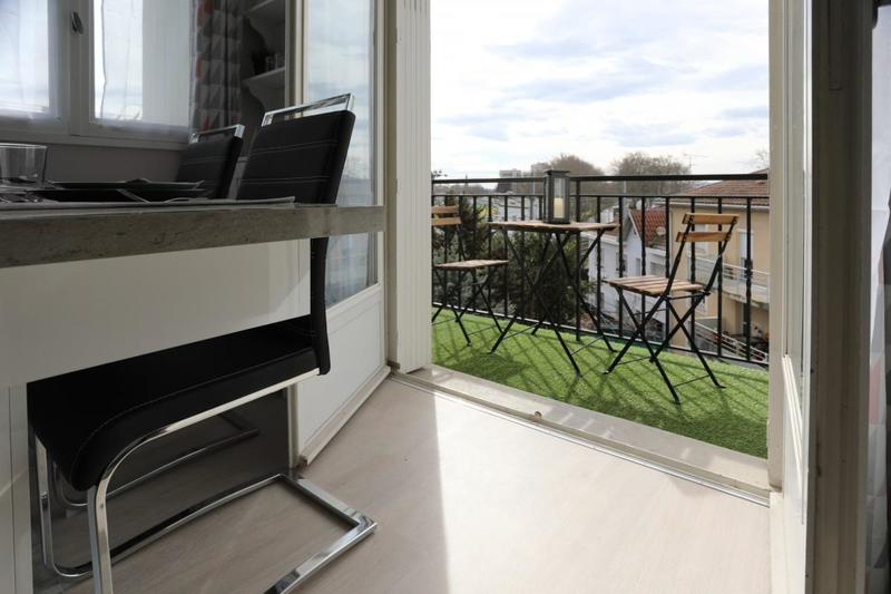 Appartement - 85 m² - 5 pièces