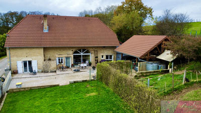 Maison - 130 m² - 6 pièces