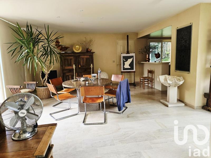 Maison de maîtres - 232 m² - 7 pièces