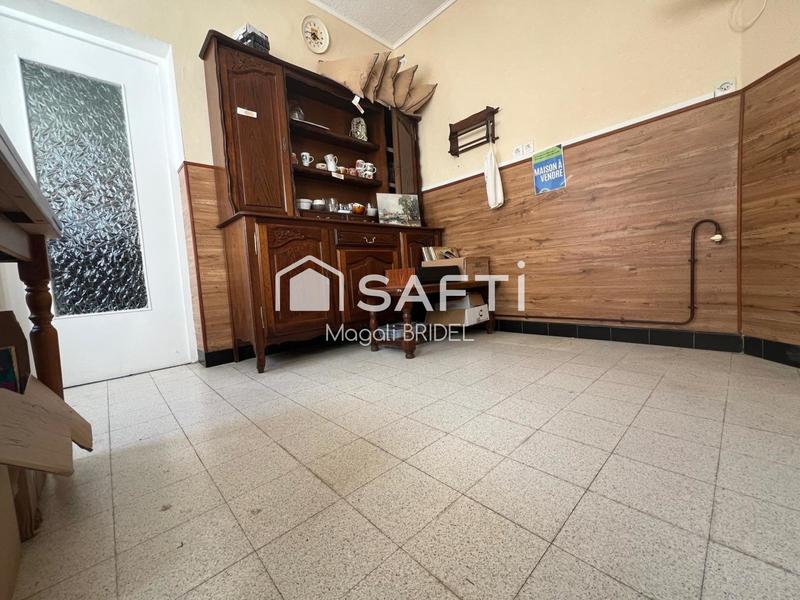 Maison - 80 m² - 5 pièces