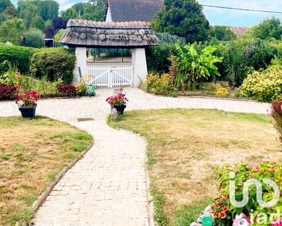 Maison - 220 m² - 6 pièces