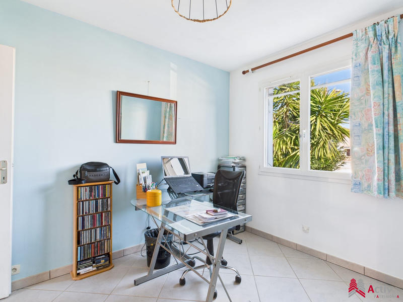 Maison - 87 m² - 4 pièces