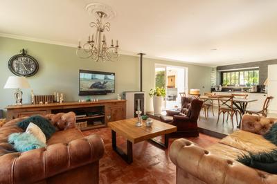 Maison ancienne - 250 m² - 6 pièces