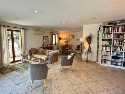 Maison - 123 m² - 5 pièces