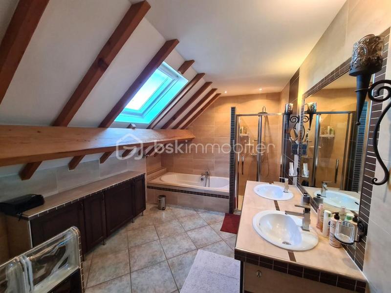 Maison - 125 m² - 6 pièces