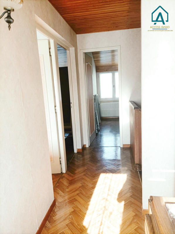 Maison - 92 m² - 5 pièces