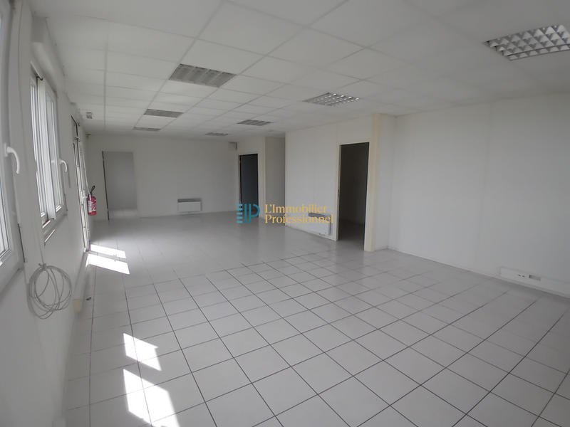 Local d'activités - 450 m²